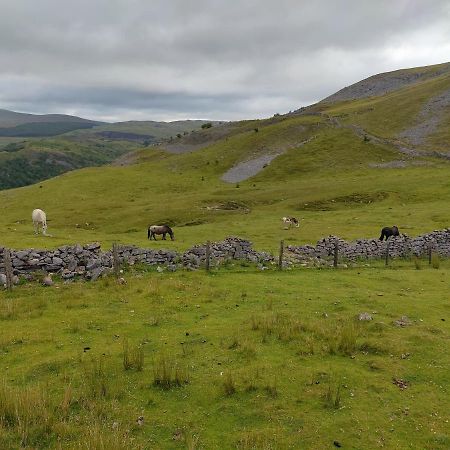 Pentre Riding Stables Hotel Abercraf Kültér fotó