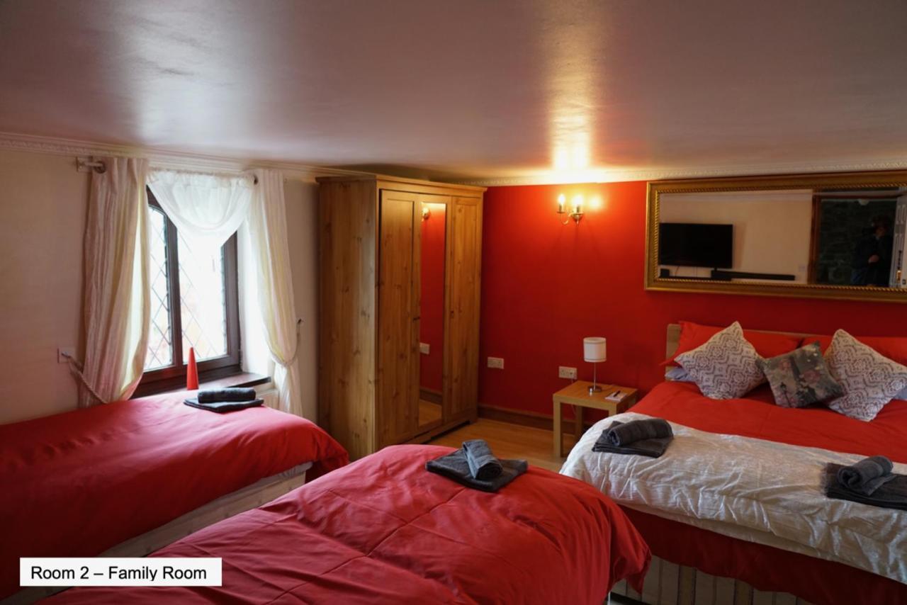 Pentre Riding Stables Hotel Abercraf Kültér fotó